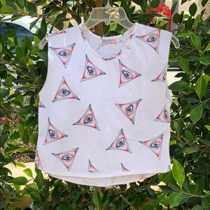 Eye see you graphic sleevless shirt